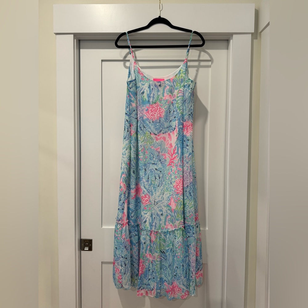 Like new Lilly Pulitzer Winni Midi dress - size Medium
